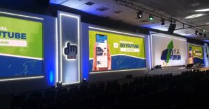 Painel de LED P3 no Banco DM Card card2