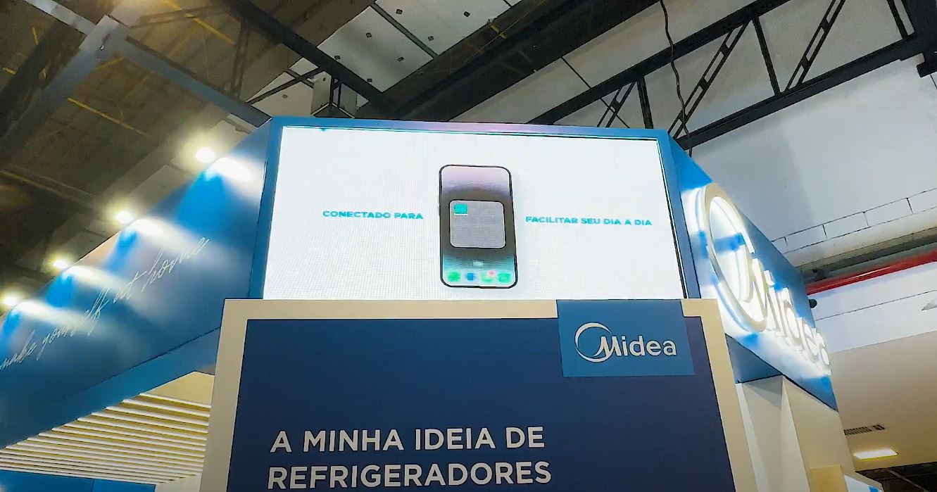 Painel de LED Indoor no estande da Midea