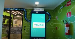 Totem de LED P2 para a PAYNET paynet