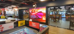 Painel de LED Indoor nas Lojas Swift swift